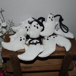 Goblin and Ghoul Knit Ghost Garland Cottage Farmhouse Fall Halloween Decor